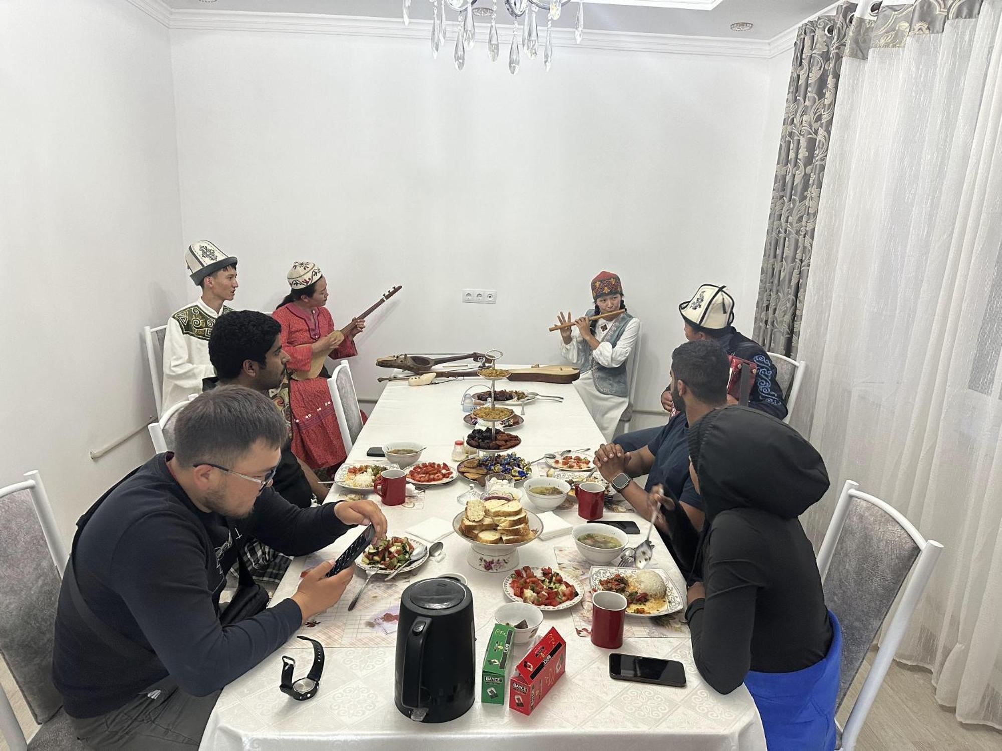 Guest House Baytur Kochkor المظهر الخارجي الصورة