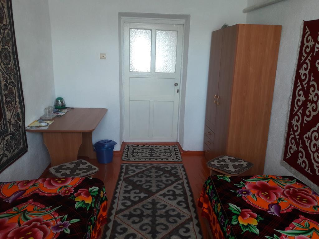 Guest House Baytur Kochkor المظهر الخارجي الصورة